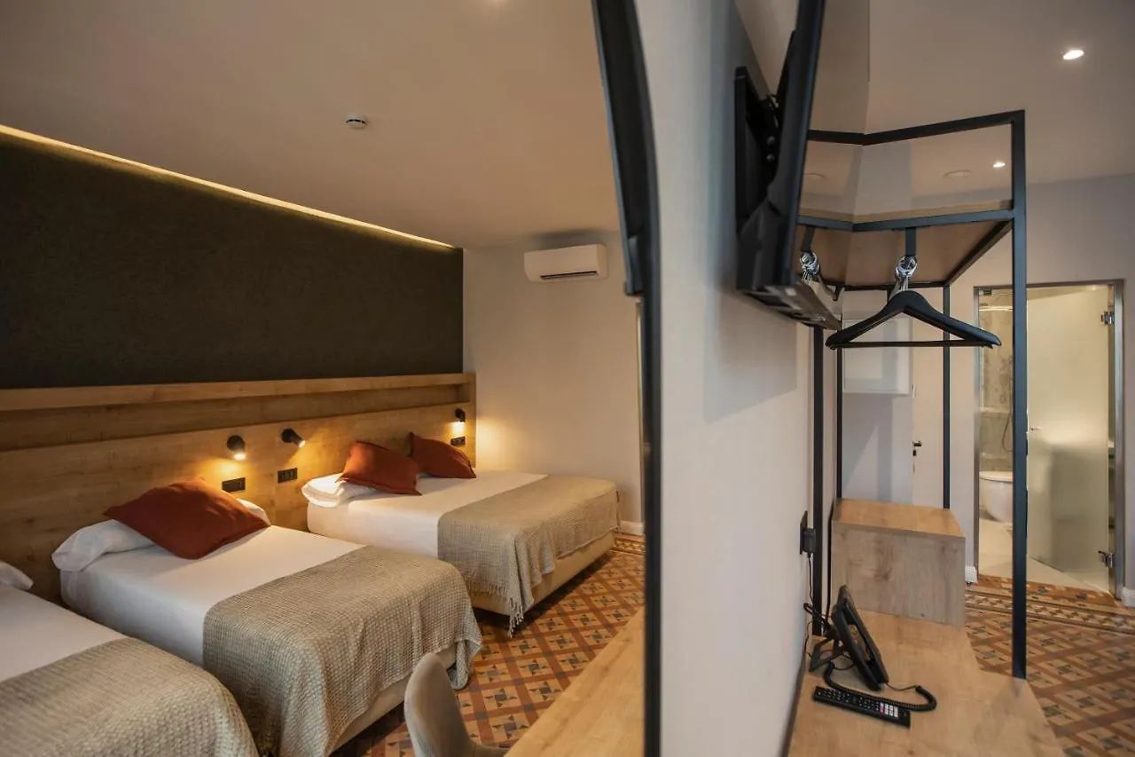 Guest house Fontanella By Bcn Urban Rooms Barcelona
