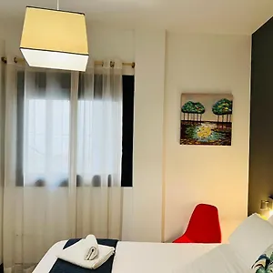 Bnbook Medea , Fuengirola Spanje